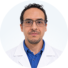 Dr. Andrés García